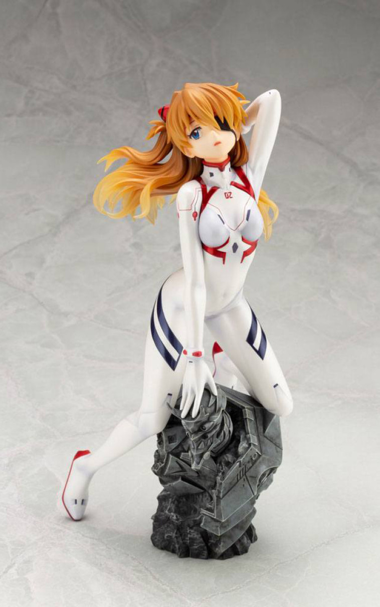 figurine langley white plugsuit 