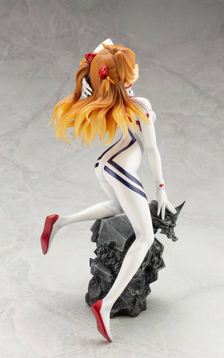 asuka shikanami langley white plugsuit